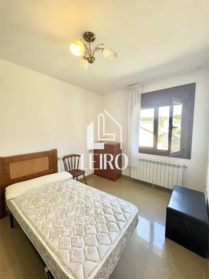 Habitación de Casa o chalet en venta en Vilagarcía de Arousa con Calefacción, Jardín privado y Balcón