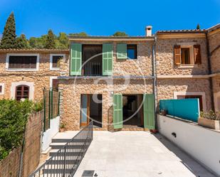 Exterior view of Single-family semi-detached for sale in Alaró  with Air Conditioner, Heating and Terrace