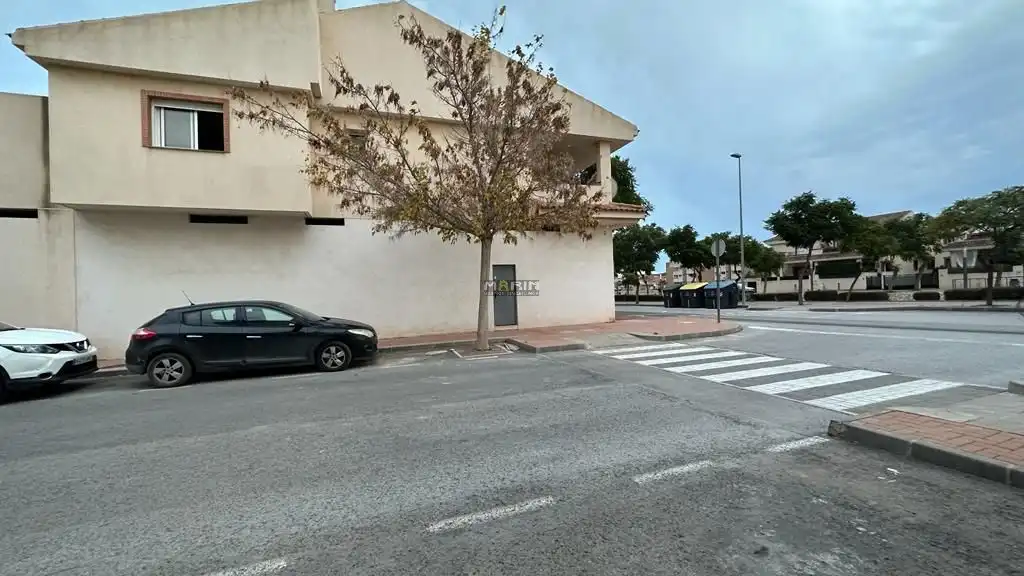 Local comercial de lloguer a Avenida Baltasar Garzón, imagen 13