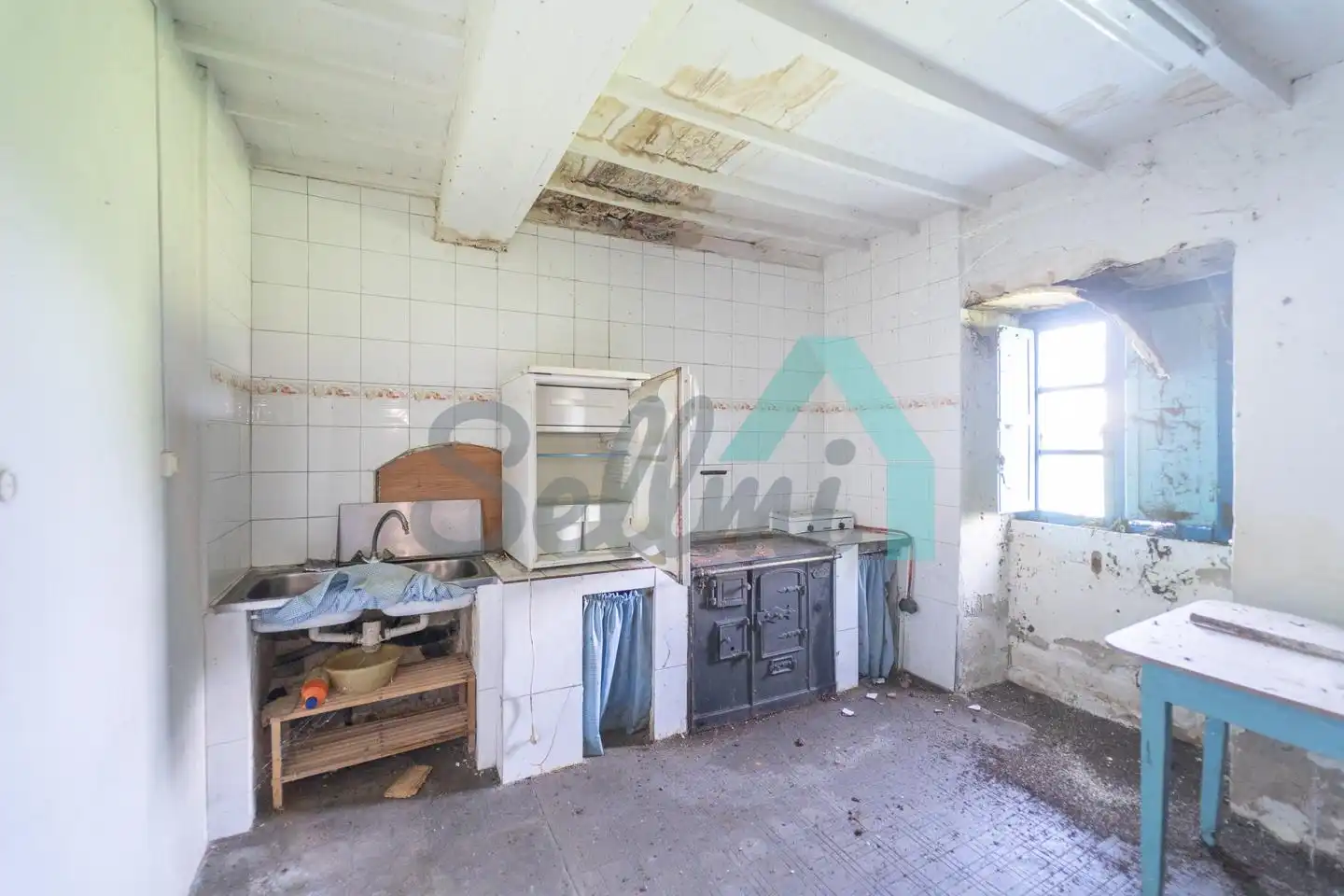 Cocina de Casa o chalet en venta en Cudillero con Jardín privado, Parquet y Trastero