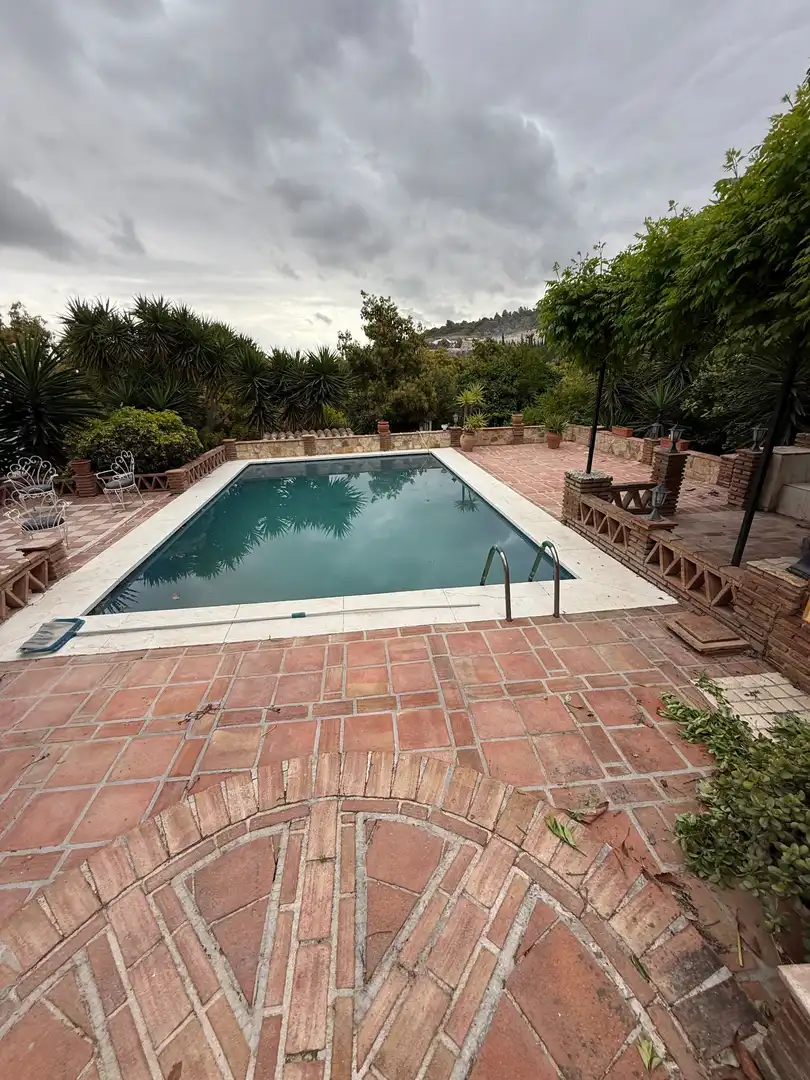 Piscina de Finca rústica en venta en Coín con Aire acondicionado, Calefacción y Jardín privado