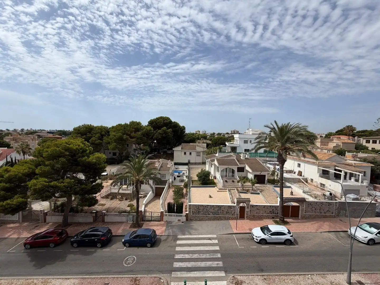 Vista exterior de Apartament en venda en Orihuela amb Calefacció, Jardí privat i Moblat