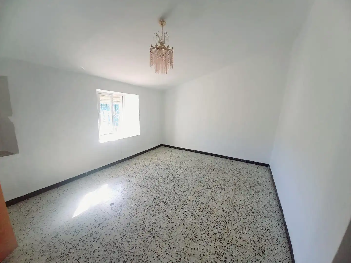 Sala de estar de Casa o chalet en venta en Canillas de Aceituno con Terraza, Trastero y Balcón