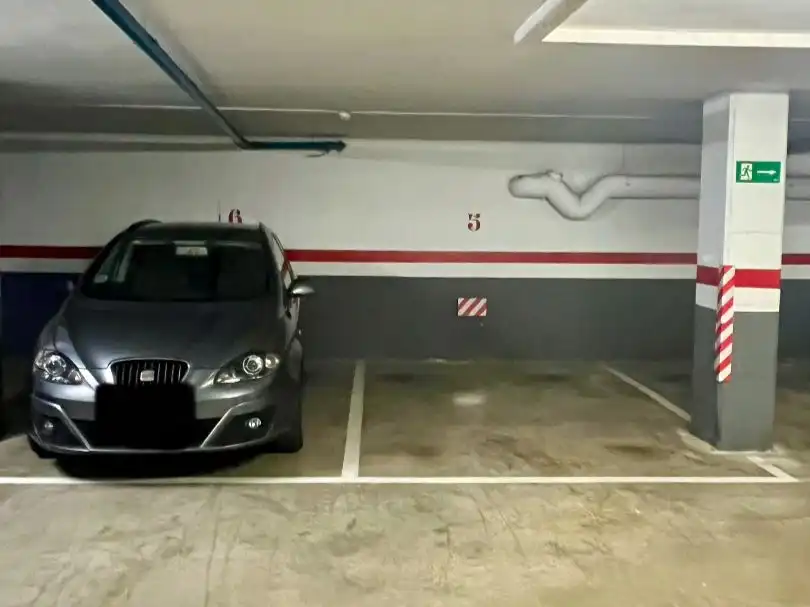 Parkplatz von Garage zur Miete in Reus