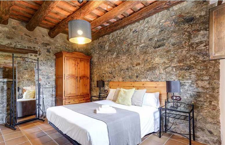 Bedroom of Country house to rent in Pineda de Mar  with Air Conditioner, Heating and Private garden