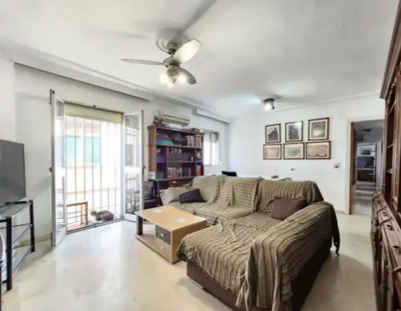 Apartamento en venta en Estepona Pueblo, imagen 2