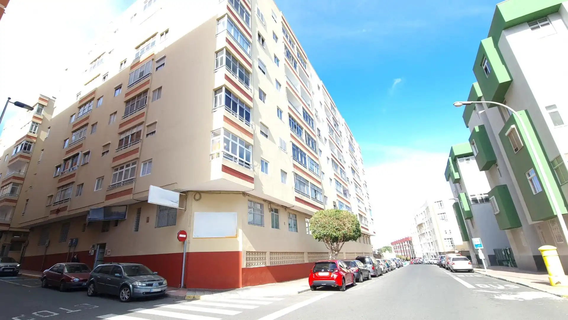 Vista exterior de Piso en venta en Telde con Balcón