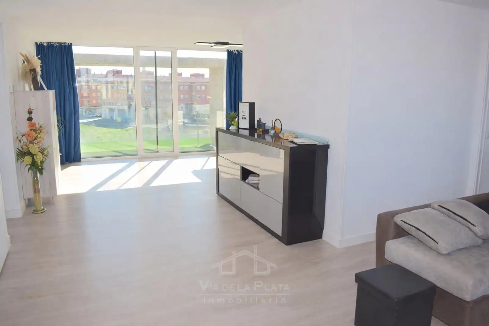 Living room of Attic for sale in Santa Marta de Tormes  with Heating, Terrace and Swimming Pool
