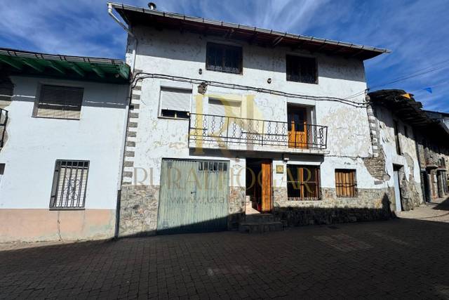 Casa-chalet en Venta en Calle Barrero, 3 en Páramo del Sil