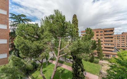 Exterior view of Flat for sale in  Madrid Capital  with Heating and Parquet flooring