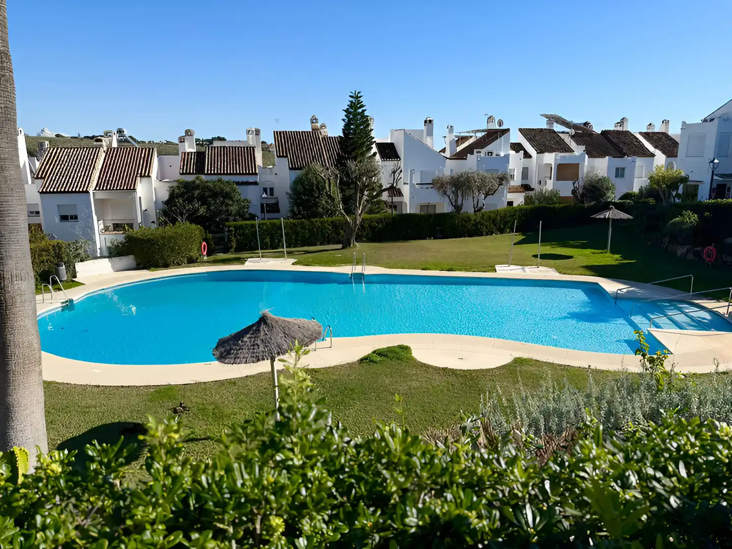 Adossat amb piscina en venda a Benamara - Atalaya