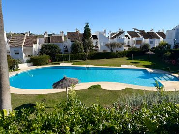 Adossat amb piscina en venda a Benamara - Atalaya