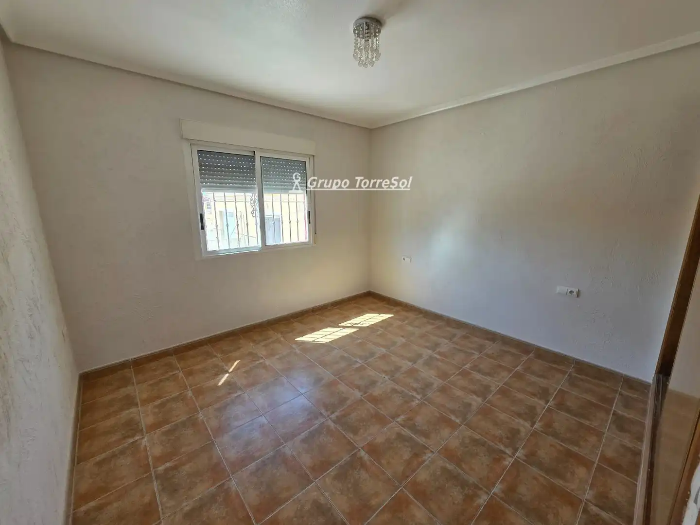 Casa o xalet en venda en Catral amb Calefacció, Jardí privat i Terrassa