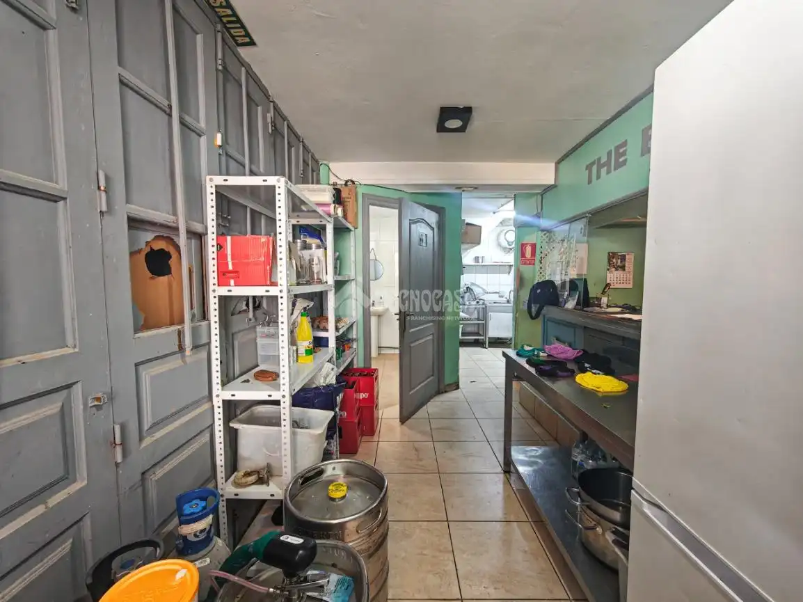 Local en venta en Arona