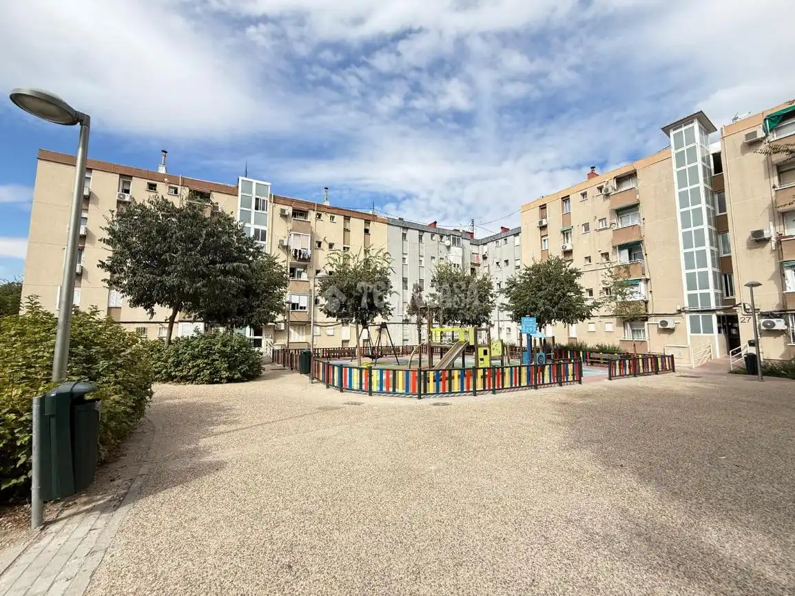 Vista exterior de Piso en venta en  Madrid Capital con Calefacción y Domótica