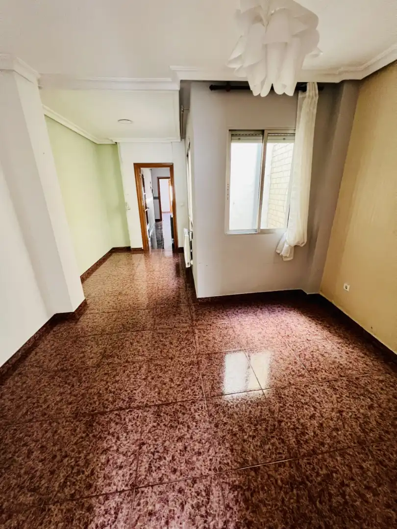 Flat for sale in Zaragoza  with Heating, Oven and Washing machine