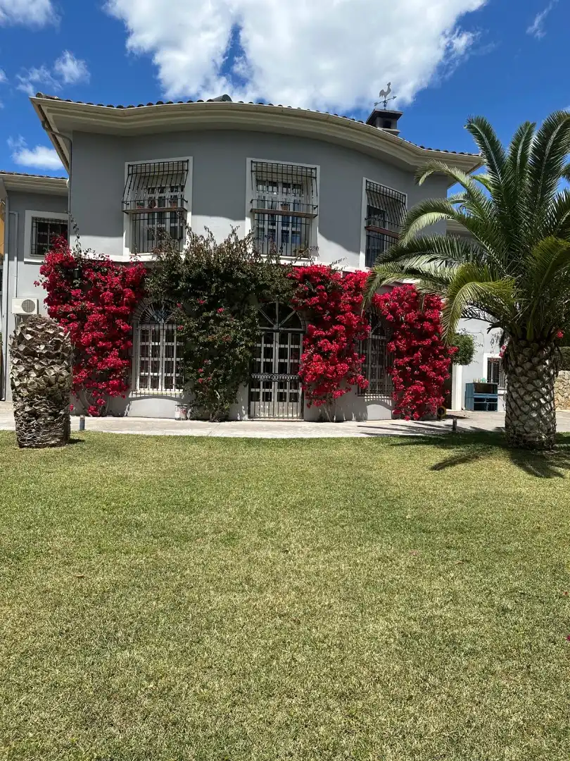 Houses for sale in Poniente-Norte - Miralbaida - Parque Azahara