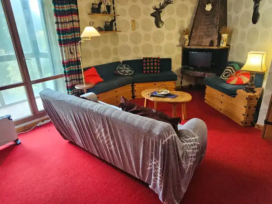 Sala d'estar de Pis en venda en Cerezo de Arriba