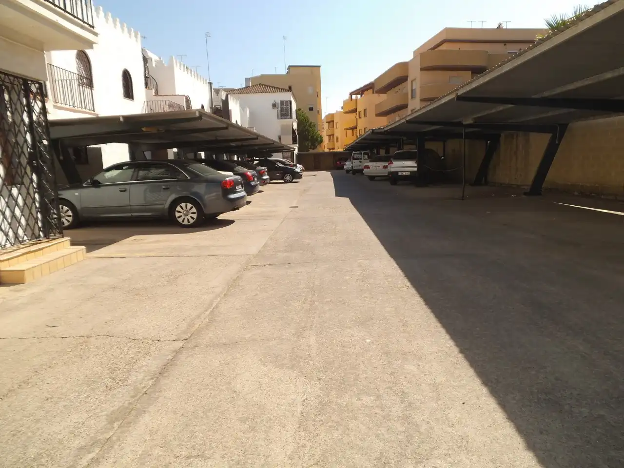 Piso de alquiler en Calle Yerbabuena, V Centenario - Piletas - Capuchinos