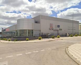 Vista exterior de Nau industrial de lloguer en Cuenca Capital amb Alarma