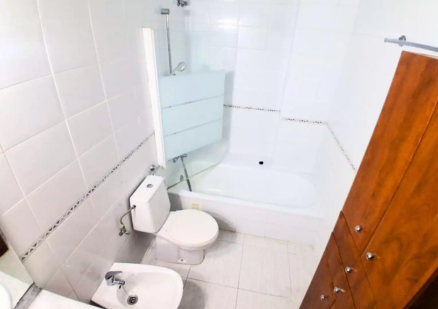 Baño de Piso en venta en Sabadell con Calefacción