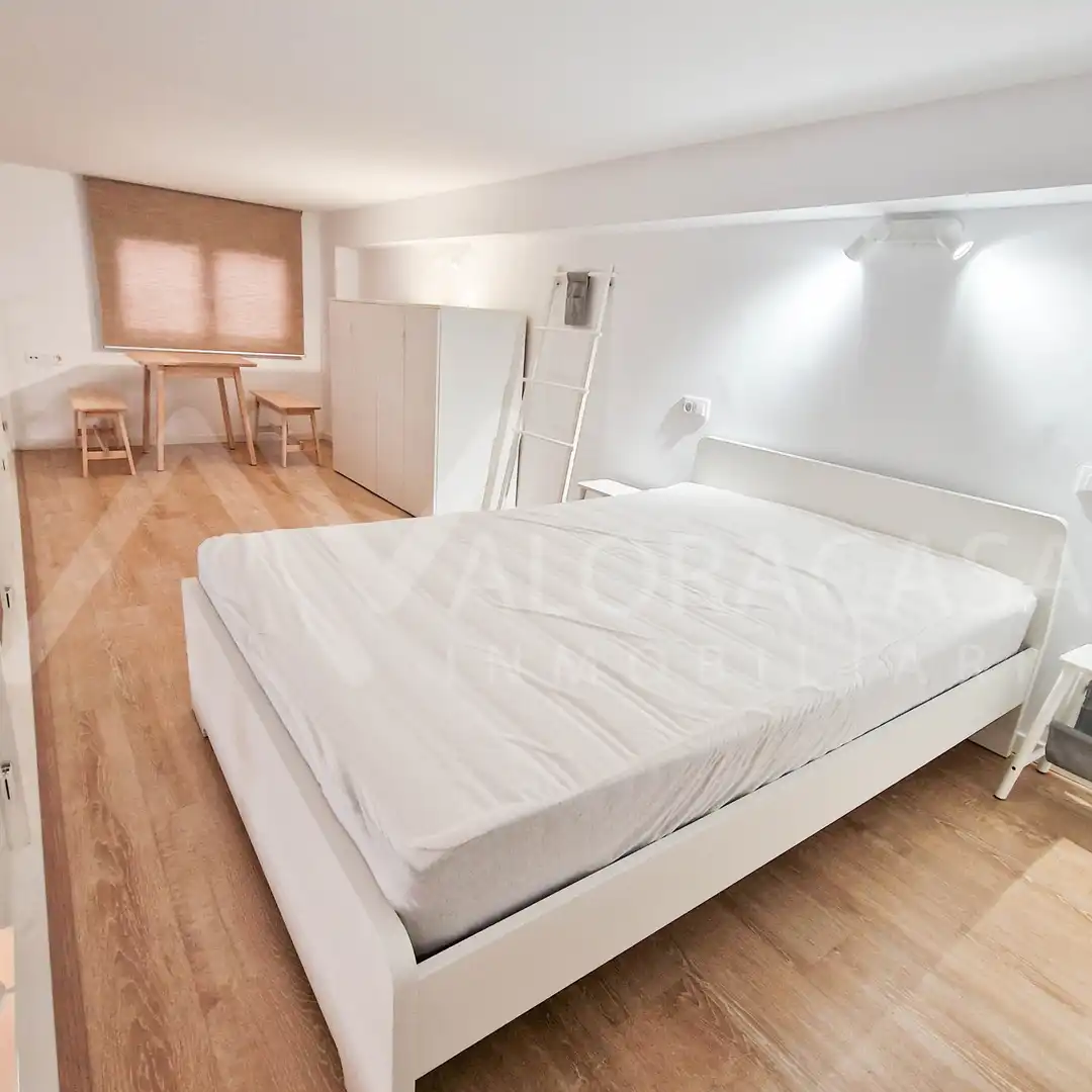 Flat for rent in Parque Ayala - Jardín de la Abadía - Huelín