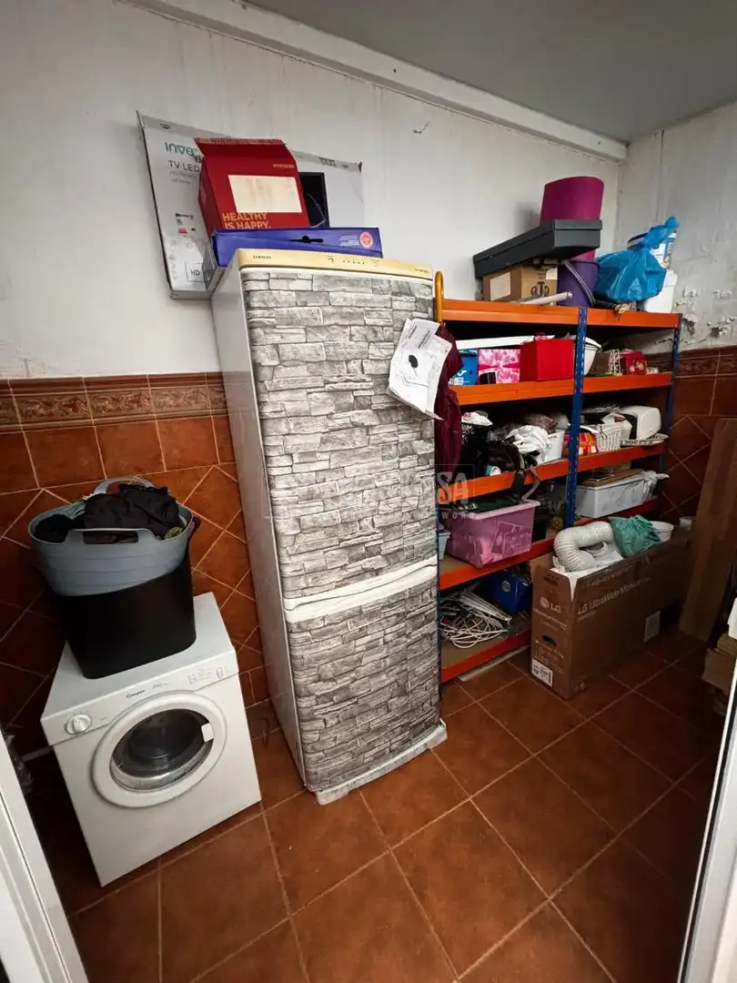 Detached homes for sale in Sevilla  with Air Conditioner