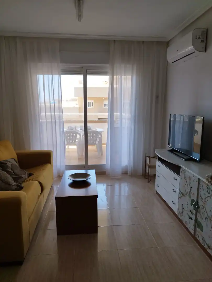 Wohnzimmer von Wohnungen zur Miete in Oropesa del Mar / Orpesa mit Klimaanlage, Heizung und Terrasse