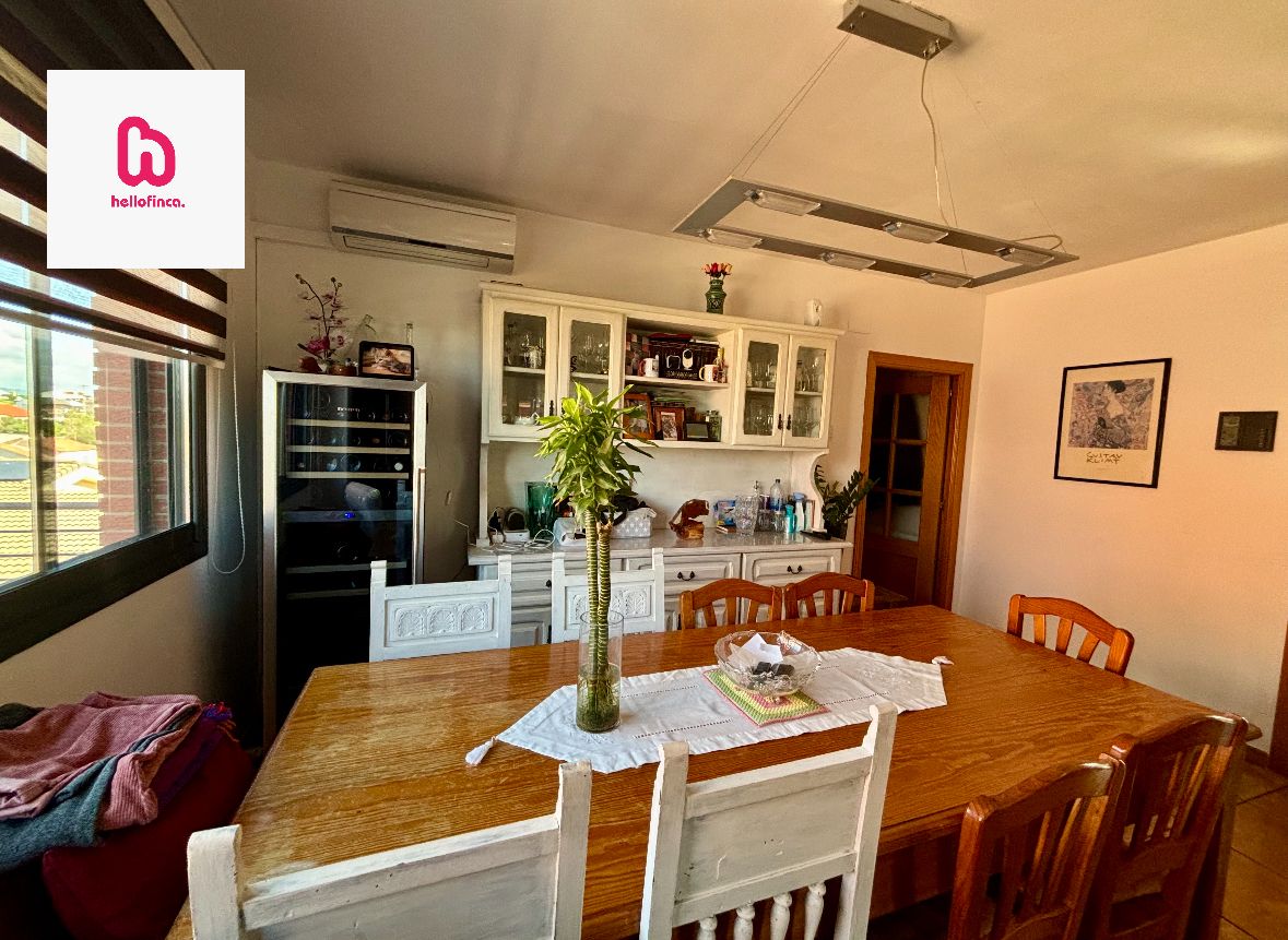 Dining room of House or chalet for sale in Masquefa  with Air Conditioner, Heating and Private garden