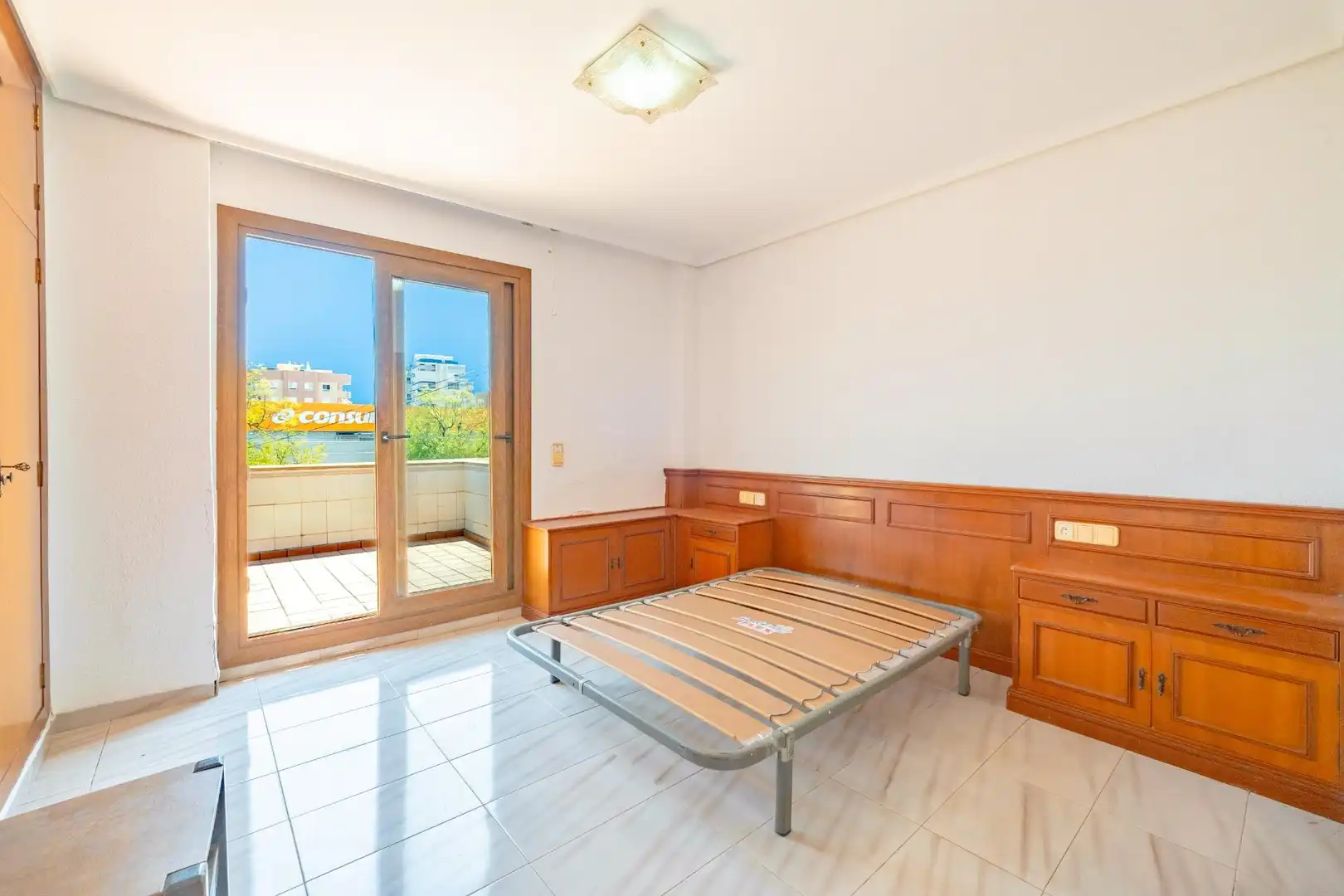 Dormitori de Casa o xalet en venda en Benicasim / Benicàssim amb Balcó i Piscina comunitària