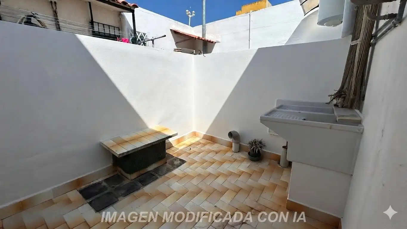 Jardí de Casa adosada en venda en La Pobla de Farnals amb Aire condicionat, Terrassa i Balcó