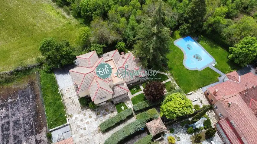 Garden of Houses for sale in Segovia  with Heating