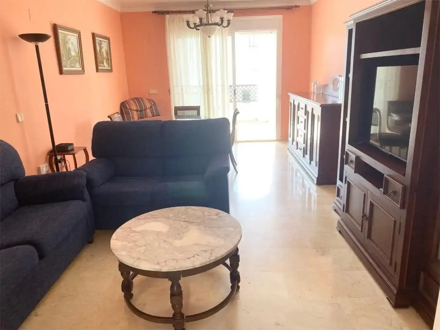 Living room of Flat for rent in Nueva Andalucía