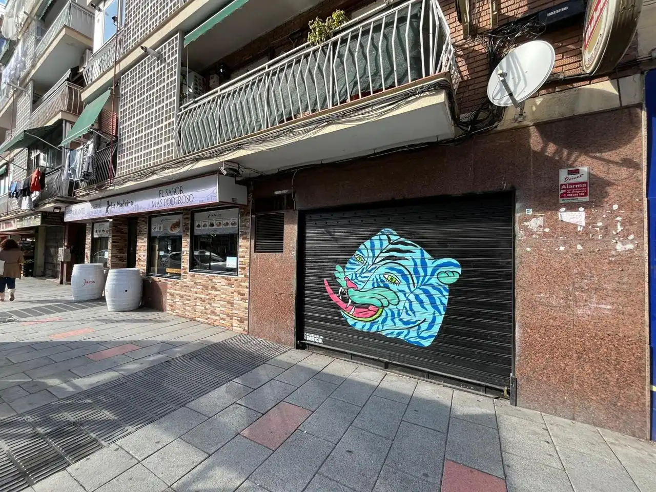 Commercial properties for sale in Madrid  with Air Conditioner, Furnished and Alarm