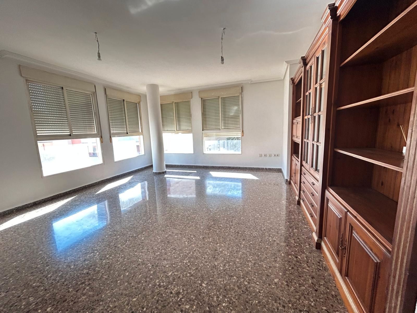 Sala d'estar de Pis en venda en Massanassa amb Aire condicionat i Moblat