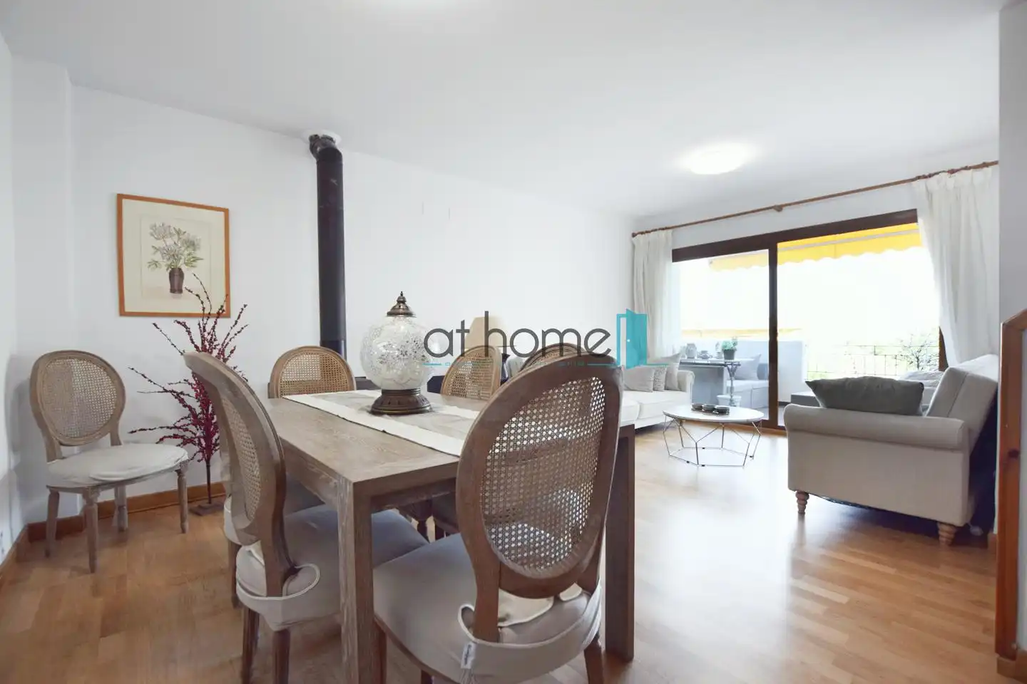 Wohnzimmer von Einfamilien-Reihenhaus zur Miete in Sagunto / Sagunt mit Klimaanlage, Parkett und Terrasse