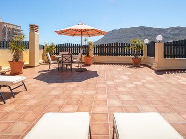 Penthouse with balcony for sale in Centro Urbano