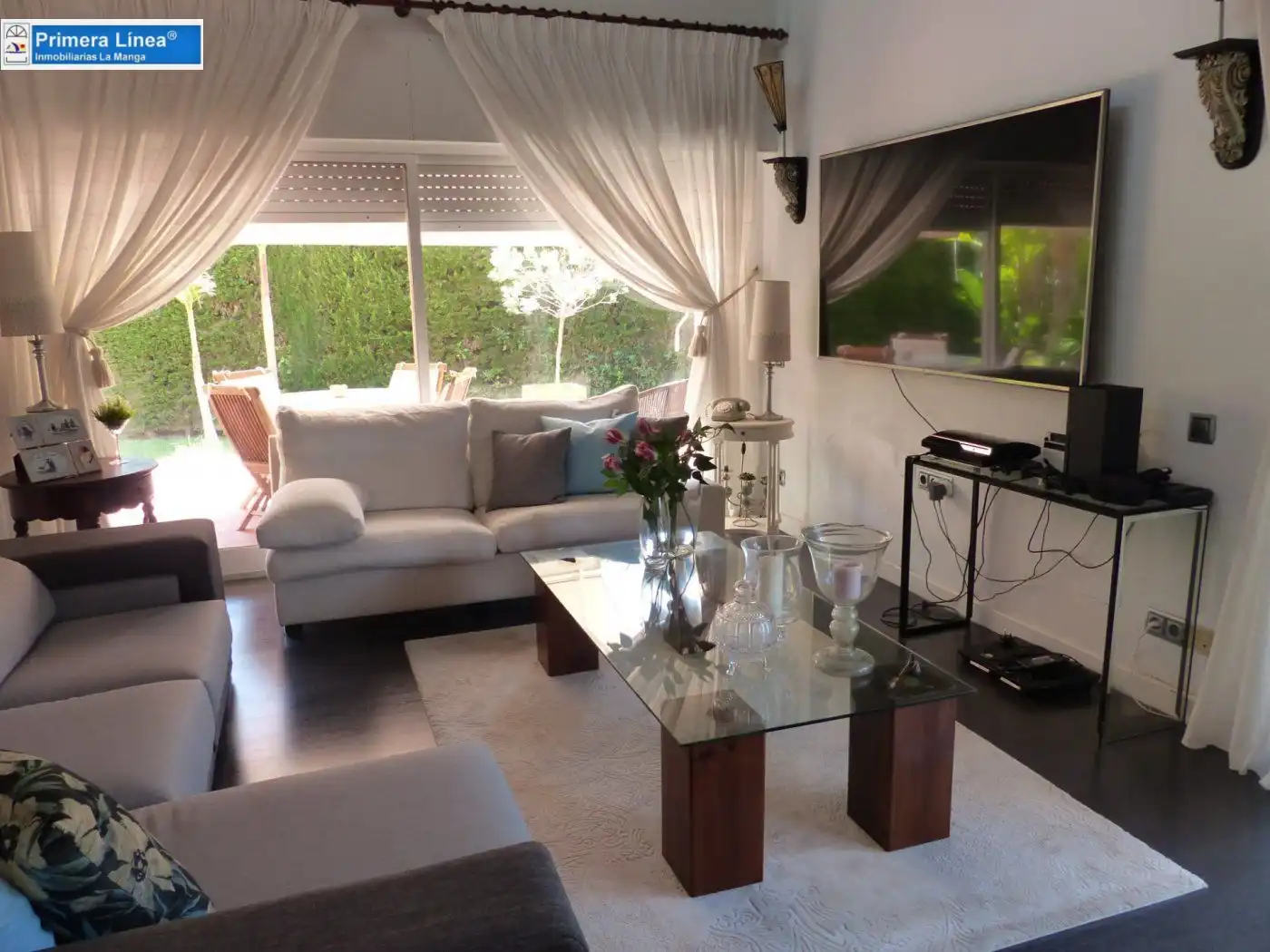 Sala de estar de Casa o chalet en venta en La Manga del Mar Menor con Jardín privado, Terraza y Trastero
