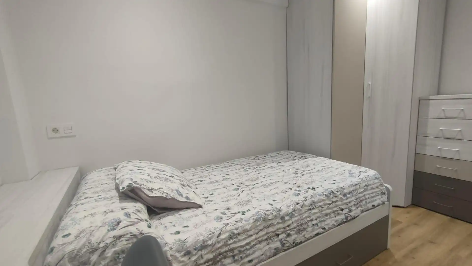 Habitación de Piso de alquiler en Donostia - San Sebastián  con Calefacción, Terraza y Amueblado