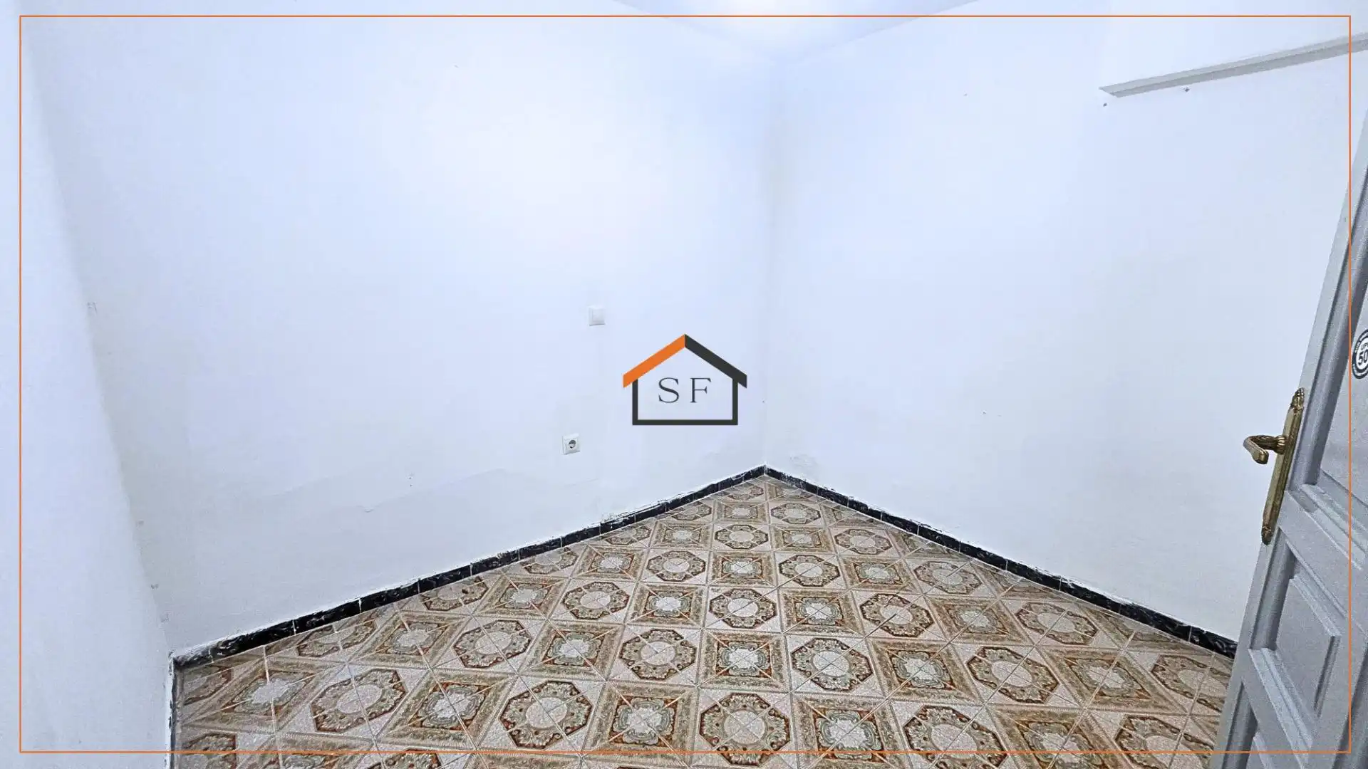 Piso en venta en Madrid con Calefacción y Amueblado