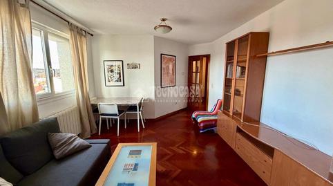 Foto 5 de Piso de alquiler en Huerta del Rey, Valladolid Capital