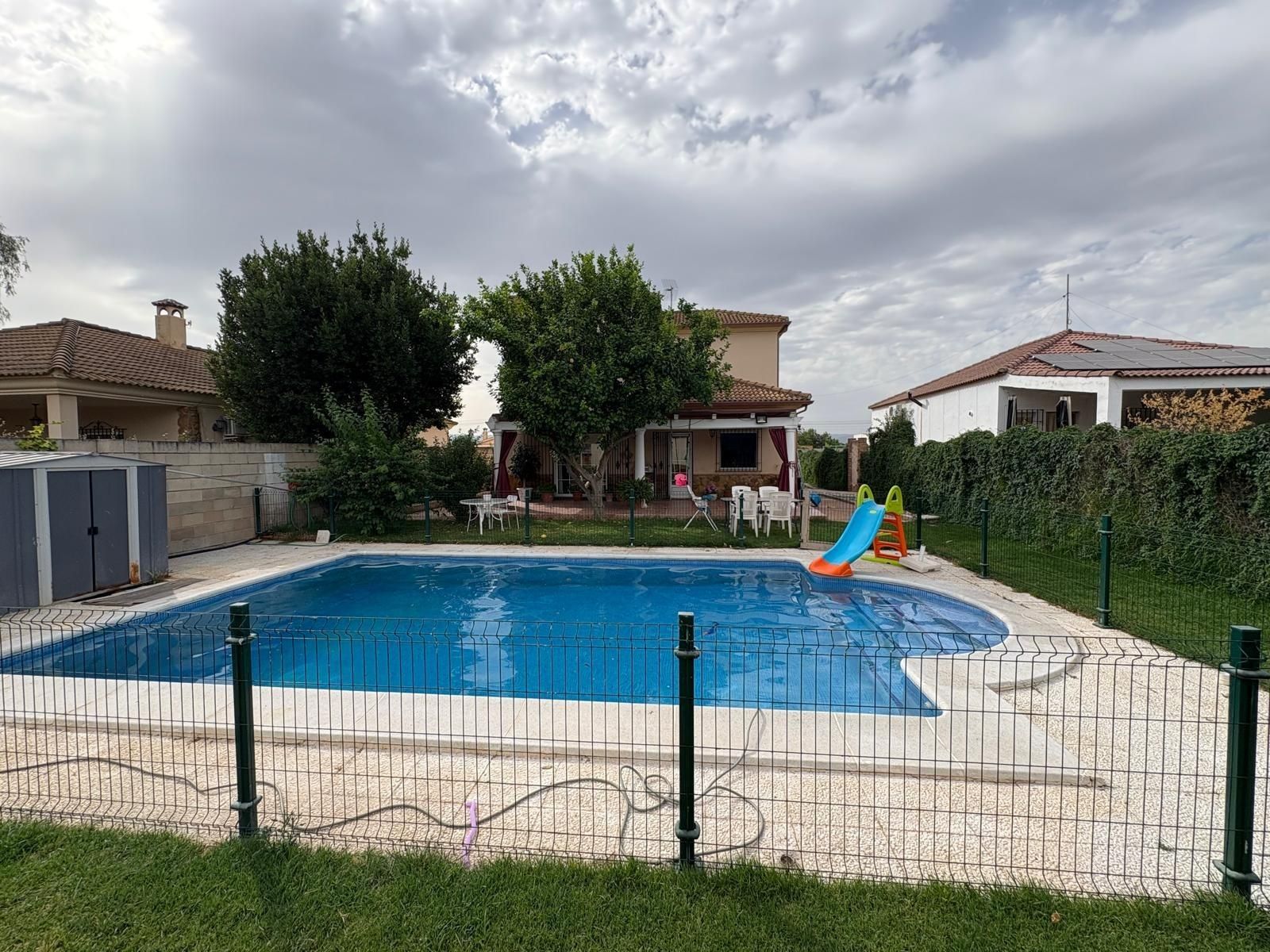 Swimming pool of House or chalet for sale in  Córdoba Capital  with Heating, Private garden and Terrace