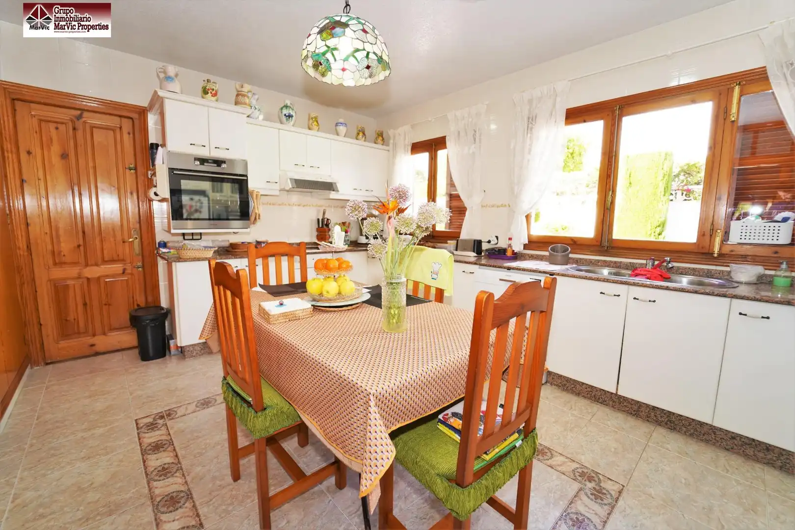 Cocina de Casa o chalet en venta en Benidorm con Calefacción, Jardín privado y Terraza