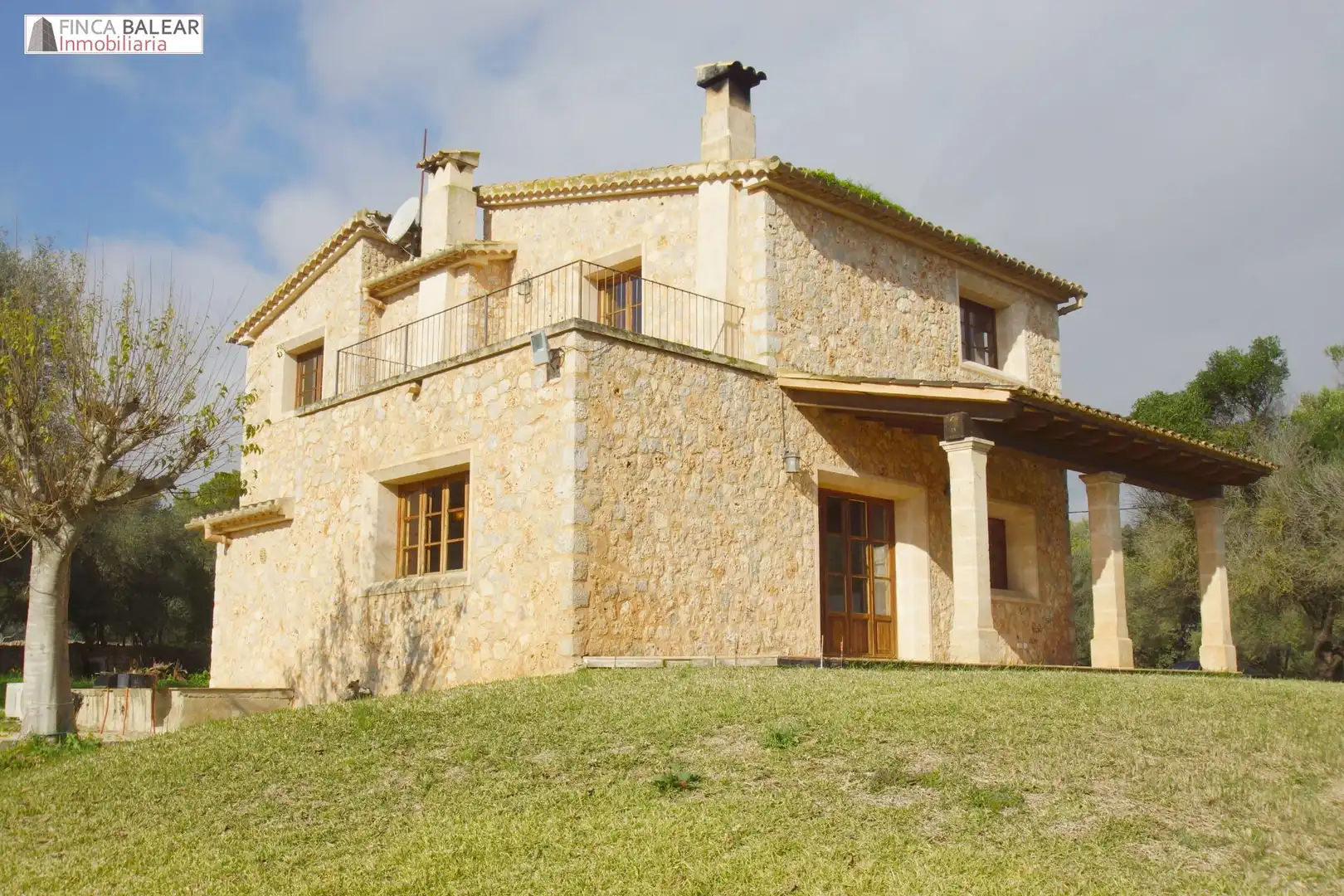 Casa rústica amb jardí de lloguer a Costitx
