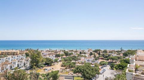 Foto 3 de Dúplex en venda a Costabella, Marbella