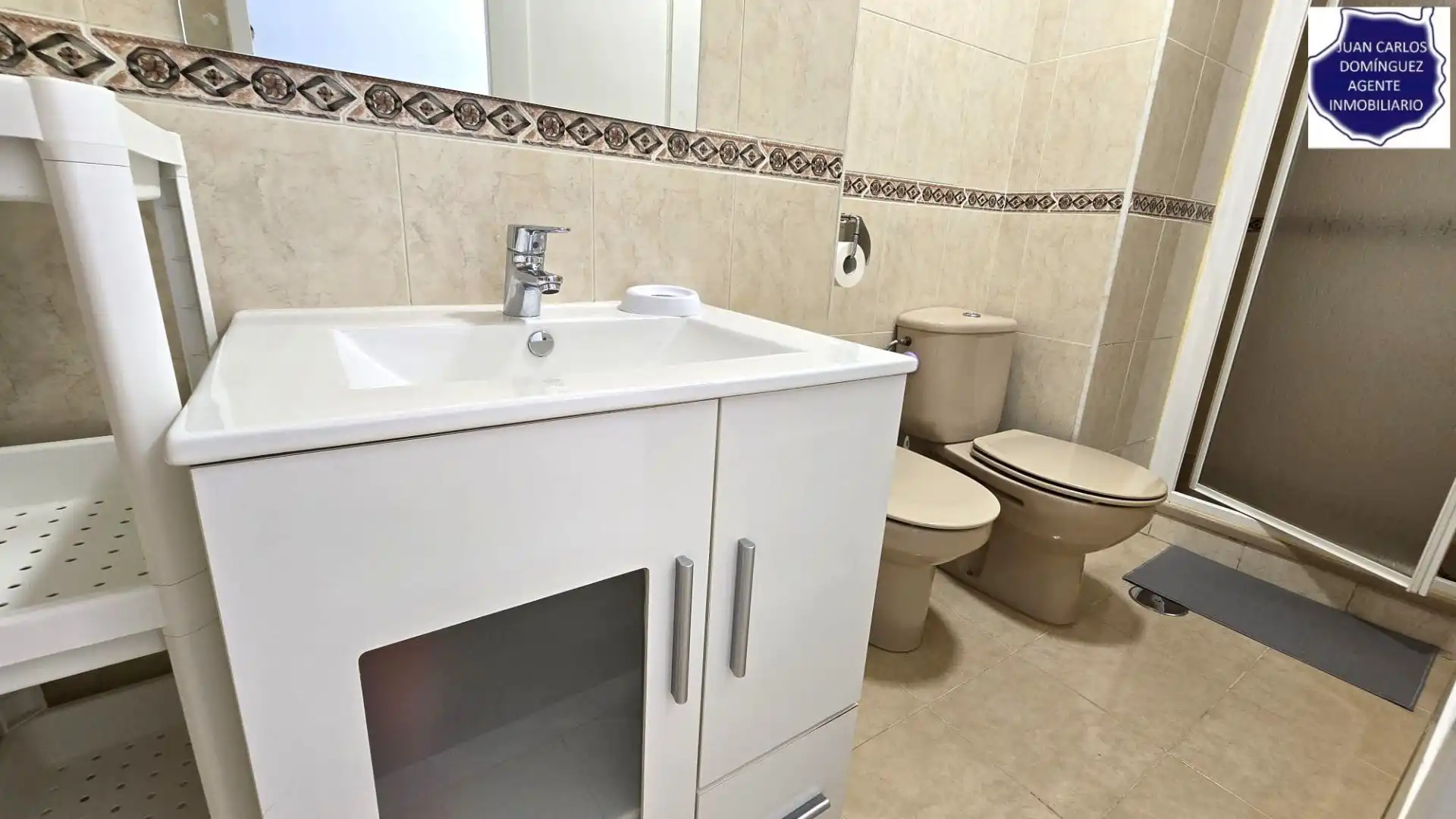 Bany de Apartament de lloguer en Las Palmas de Gran Canaria amb Terrassa