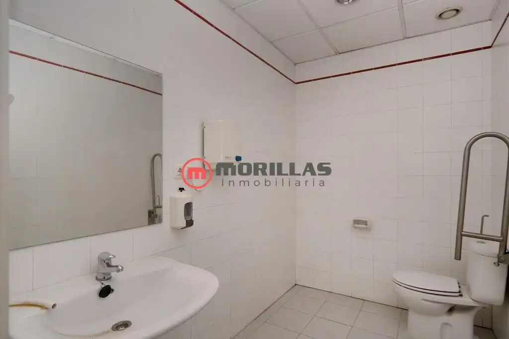 Local en venta en Lorca con Aire acondicionado