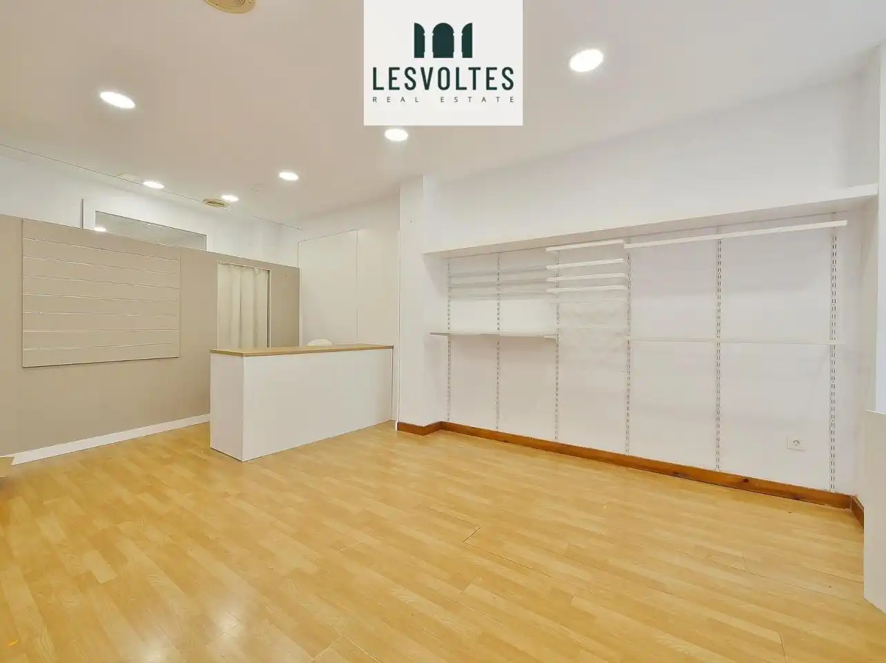 Business premises for sale in De La Tarongeta, imagen 5