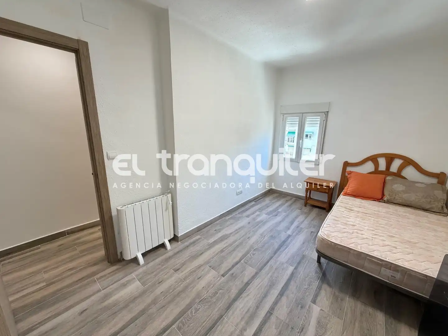 Schlafzimmer von Wohnung zur Miete in Madrid mit Klimaanlage, Möbliert und Waschmaschine