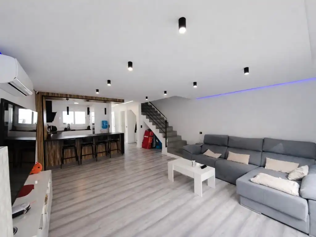 Casa o chalet en venta en Avenida Vilanova I Geltru, Can Nicolau - Les Sorres - Valparaiso